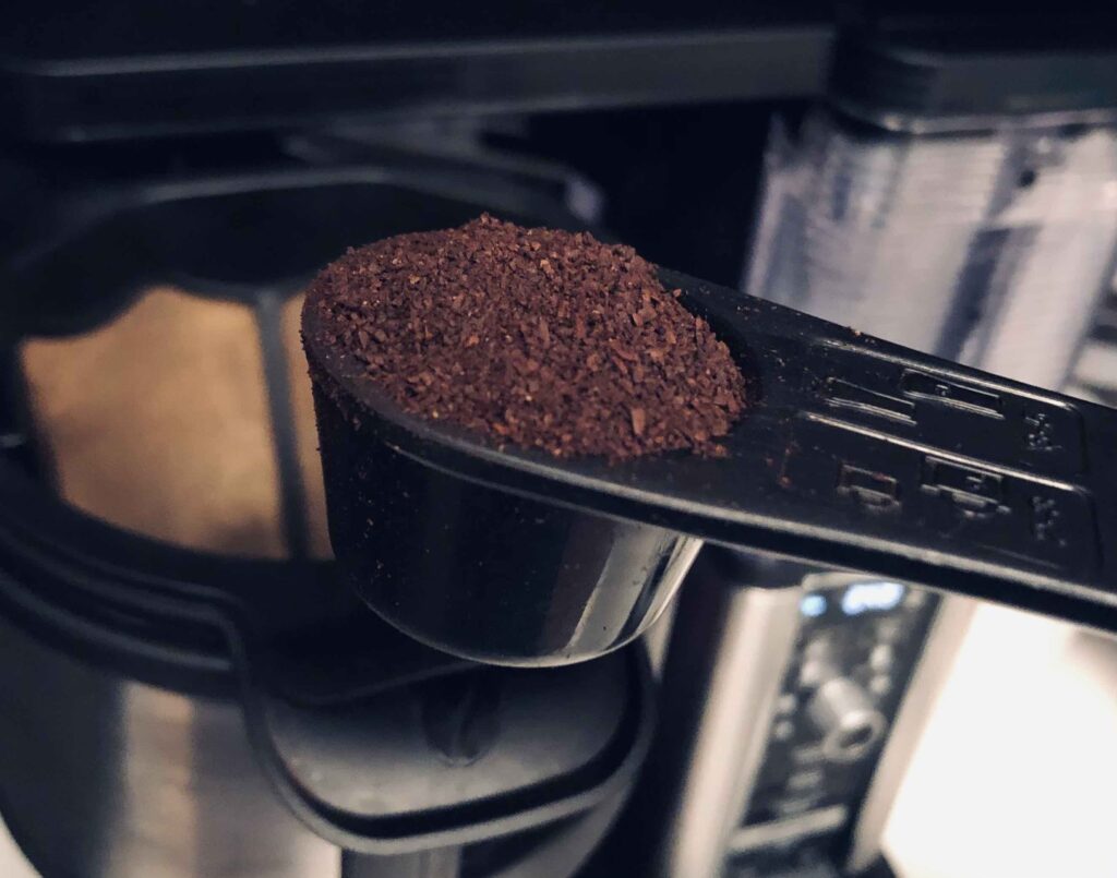 Ninja Specialty Coffee Maker Grounds in Scooper